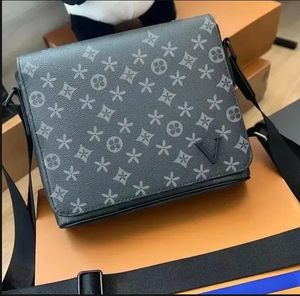 

Women Men TRIO Messenger Bags designer Handbags Leather Briefcases Shoulder Backpack Sport Male Cross Body Purse Man's bag, Purple