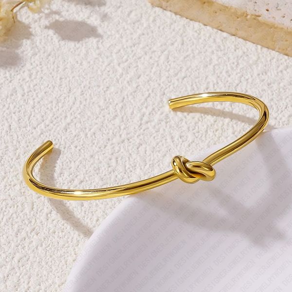 

Designer Bracelet for Women Stainless Adjustable Bangle Knotted Bangles Luxury Jewlery Designer for Women Elegant Timeless Gift Premium