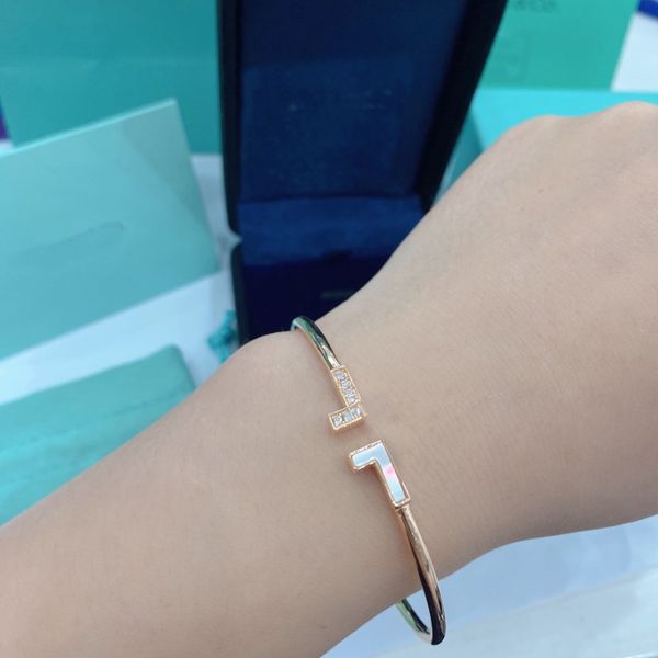 

Luxury Designer Bracelet Brand for Women T Bracelet with Diamond Bangle Cuff 18K Gold Plated Rose Gold Fashion Couple Bracelet Jewlery Gift with Box