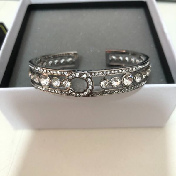 

Designer Bracelets Women Luxury Brand Jewelry Bracelet Letter Bangles 18K Gold Plated Stainless Steel Wedding Lovers Gift Bangles