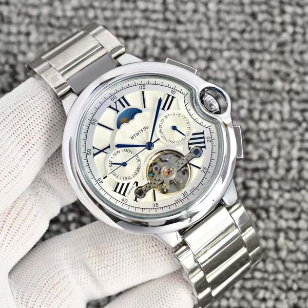 

A Masterpiece of Men's Watches: Classic Tourbillon Design, Showcasing Dignified Elegance and Gentlemanly Charm, Green