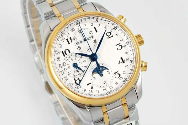 

Men's Watch Silver Elegance, This Men's Watch Combines Charm and Exquisite Workmanship, Green