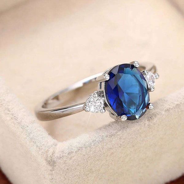Huitan Trendy Blue Cubic Zirconia Rings for Women Simple Elegant Finger Accessory Wedding Party Anniversary Gift Fashion Jewelry