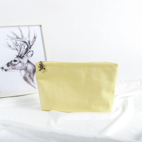L93 Elegant Large Capacity Cosmetics Organizer: Durable Waterproof Zipped Travel Beauty Pouch