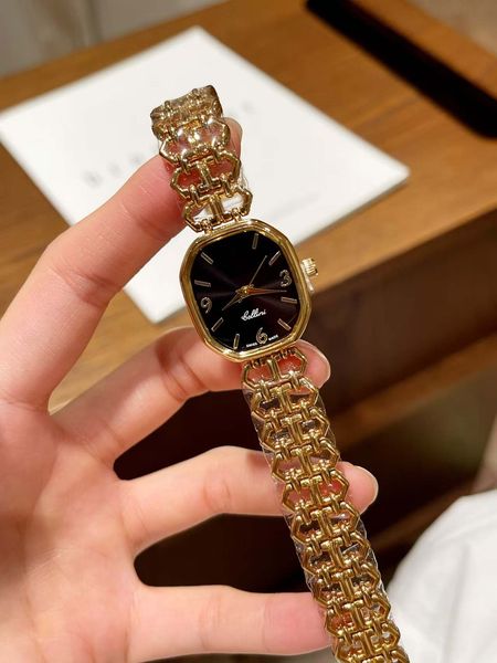 

Women's Wristwatches with Various Styles: Metal Straps, Beautiful Appearance, Exquisite Fashionable Luxury Women's Watches for Arbitrary Choice waterproof watch, Light tan