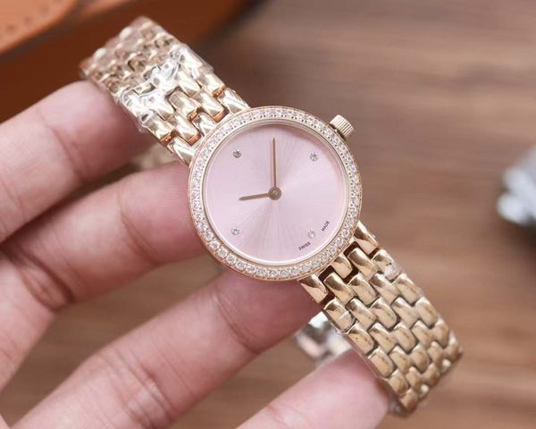 

Cute Series Quartz Women's Watch: Ladies' Fashion Watch, Round Case Showing Feminine Charm, Dazzling, White
