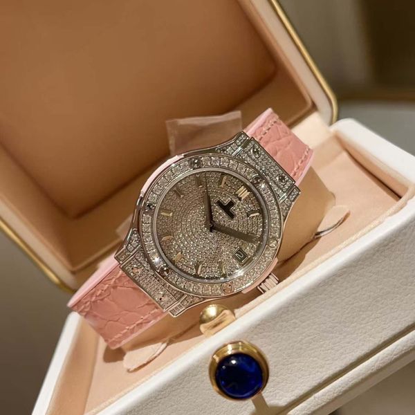 

Ladies' Watch New Arrival: High-end Little Cutie Series Quartz Women's Watch, Dazzling and Exquisite Small Gorgeous Round Case Shows Luxury, Blue