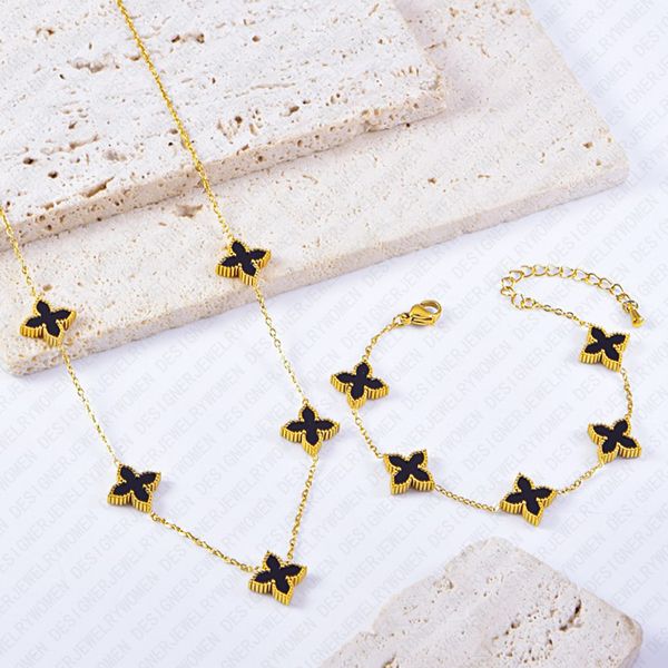 

Designer Bracelet Bracelet for Women White Black Bangle Shell Bangles Luxury Jewlery Designer for Women Elegant Timeless Sparkling Gift Premium Exclusive