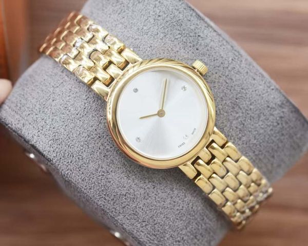 

Dazzling and Luxurious Cute Series: Ladies' Quartz Women's Watch, Round Case, Jewelry Strap, Showing Charming Charm, Silver