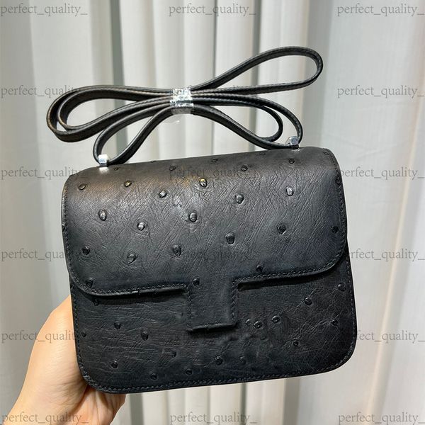 

99A The perfect blend of craftsmanship and materials: 9A top designer ostrich leather crossbody bag, with pure steel hardware and wax thread handwork, Nine