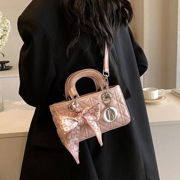 

Totes High quality texture high-end temperament ladies' western-style handbag, A2