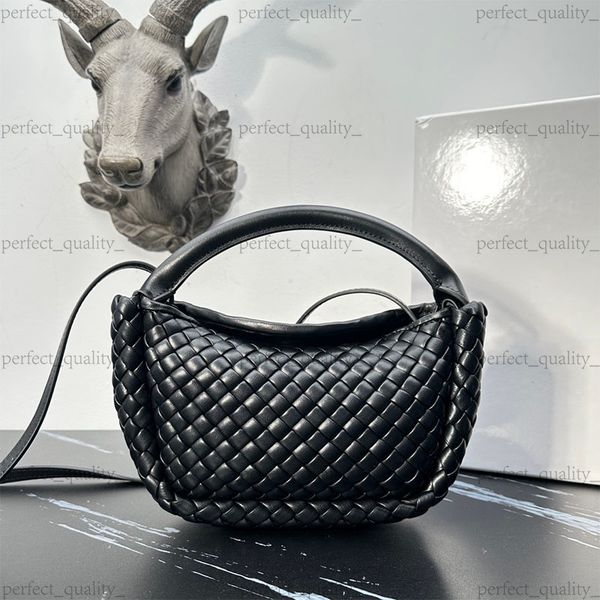 

99A Essential for fashion and leisure: Premium designer 100% genuine leather and pure steel hardware handbag, crossbody bag, shoulder bag, leading the trend, Three