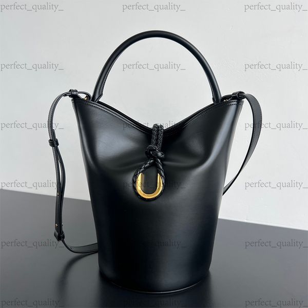 

99A Top designer product, 100% genuine leather and pure steel hardware, crossbody bag, shoulder bag, fashionable bag, handbag, casual bag, fashionable bucket bag, Three