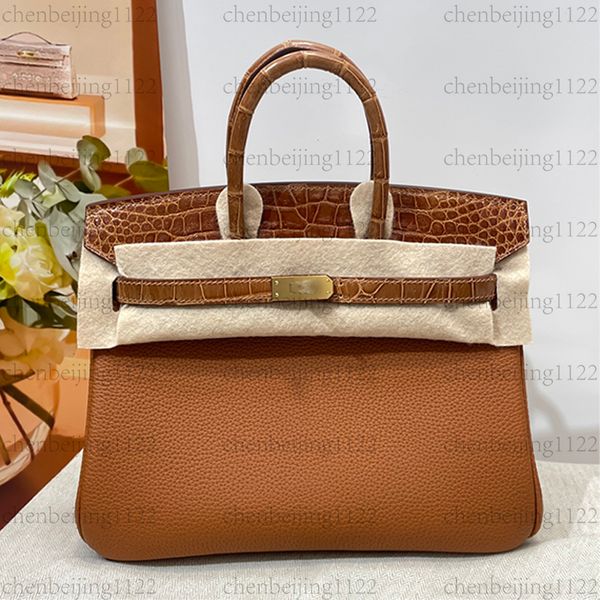 

99A Top designer, meticulously crafted from natural high-quality leather, exquisitely designed with pure steel hardware. Handbags, crossbody bags, single-shoulder bag, Four