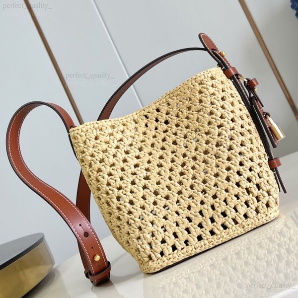

99A High-end Design Handbag, made of genuine leather, 100% quality guaranteed, with high-quality steel hardware, suitable for both shoulder bags and cross-body bags., One