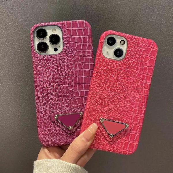Fashion Designer Leather Phone Cases For iPhone 16 15 14 13 12 11 Pro Max 13Pro Plus Black Letter Mobile Back Shell Covers Ultra Cellphone Case