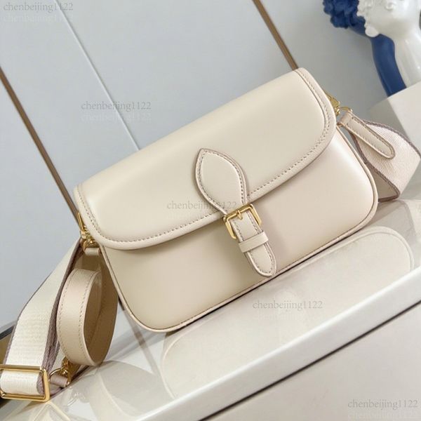 

99A top-level design, 100% genuine leather and pure steel hardware, durable and stylish, perfect for casual wear, handbag, shoulder bag, crossbody bag, fashionable bag., One