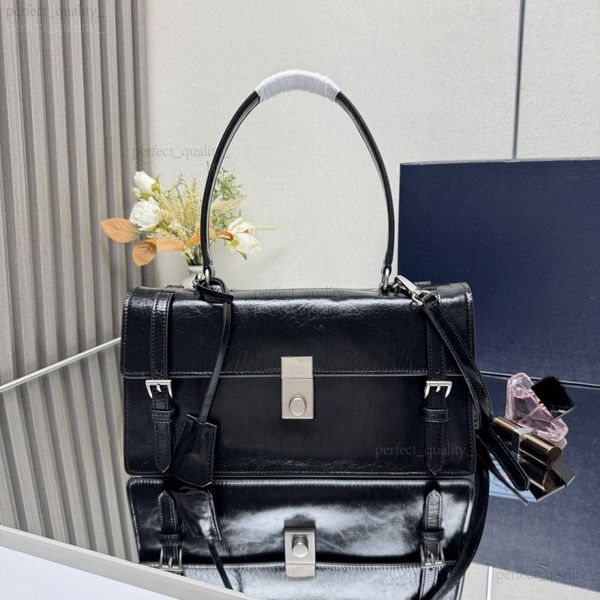 

99A Extraordinary Design Handbag, 100% genuine leather texture, pure steel hardware, single shoulder bag, handbag, crossbody bag, casual bag, new model bag, best-selling bag, Four