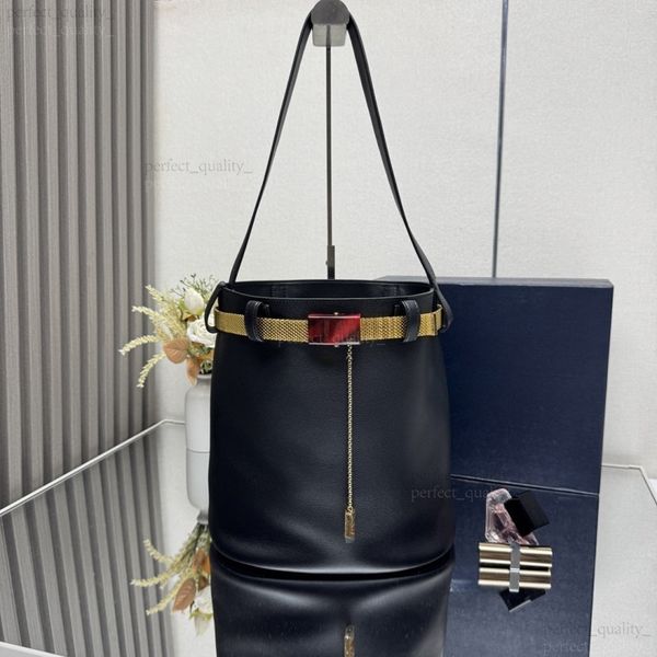 

99A Premium Design Leather Handbag, 100% of excellent quality, pure steel hardware that is sturdy and durable. Trendy style for shoulder bags, handbags, crossbody bags., Two