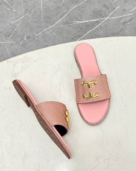 AAAAA New rhinestone slippers for women to wear as outerwear, fashionable flat flip flops, summer travel ladies sandals