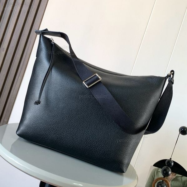 

99A The handbag with a single shoulder strap and crossbody design, created by designer 12A, is made of high-quality cowhide leather and offers ample space., One