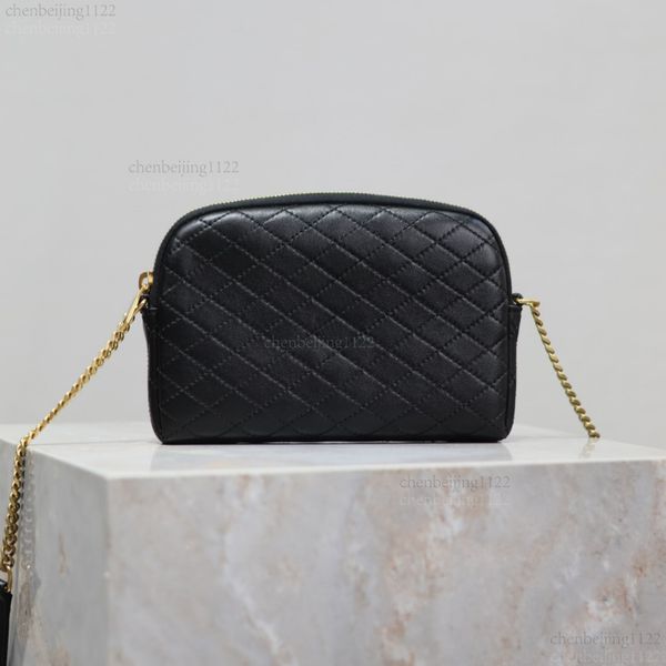 

99A bag, designed by a top designer, is made of imported sheepskin, giving it a retro and high-end feel. It is a fashionable and casual crossbody or shoulder bag., Three