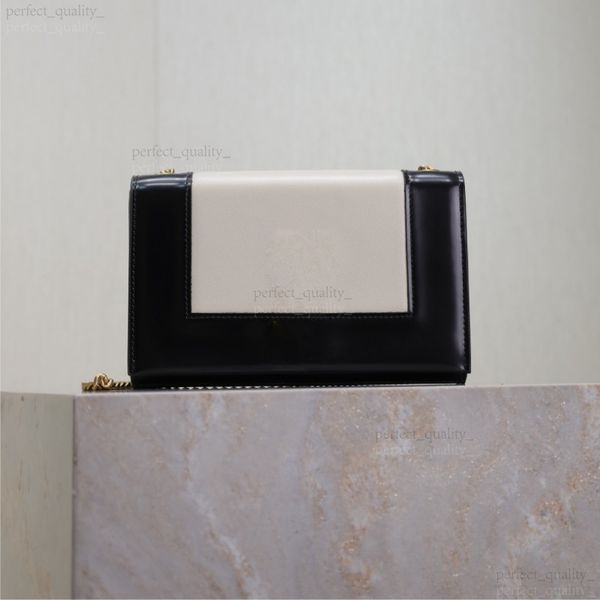 

High-quality leather and creative design. This handbag with a shoulder strap and a crossbody style, designed by 99A designers, exudes high-end and fashionable appeal., One