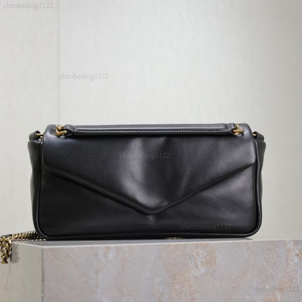 

99A Top designers infused classic and fashionable elements into the 12A bag. Made of imported Italian sheepskin, it makes the casual style even more exquisite., Four