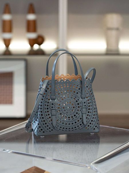 

Best Brand Design Fashion Large Capacity Genuine Leather Bucket Bag 2024 High Quality Cowhide Shoulder Handbags For Women, White-16cm