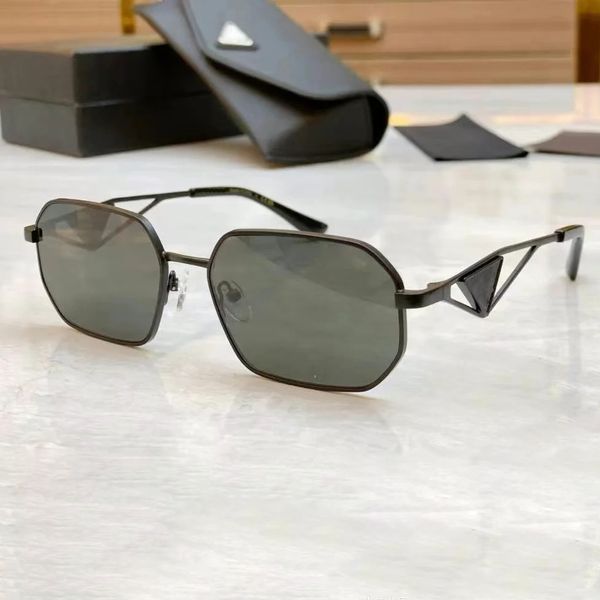 

luxury designer Sunglasses for women Mens Wearing fashion hot selling senior Eyewear For Women eyeglasses frame Vintage Metal Sun Glasses With box