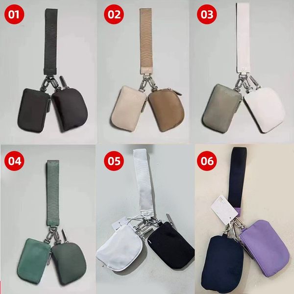 Key Chains Wallets Outdoors Carabiner Hiking Card Bag Campang Buckle Outdoors Gear Gadgets Hang up Bottle Multi-function Keyrings