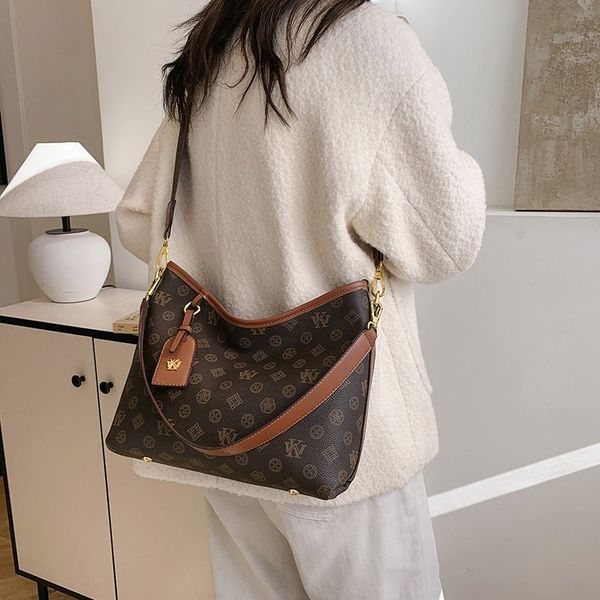 

Best Free shipping single shoulder underarm bag large capacity Tote bag women's new temperament single shoulder commuter bag crossbody bag, Brown#