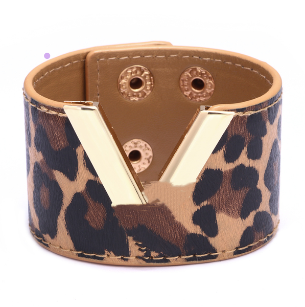 

Fashion PU Leather Bracelet - Women's Tower-shaped Hand Chain Jewelry - Unique Hand Decoration