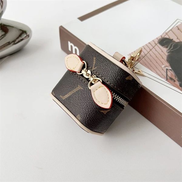 

Luxury Key Chain Fashion Designer Keychain Classic Flowers Leather Keyrings for Women Coin Pocket Bag Charm Keychains