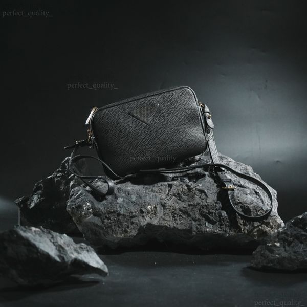 

This 99A designer style handbag with a shoulder strap is made of genuine leather and features high-end stainless steel hardware, exuding an elegant charm., One