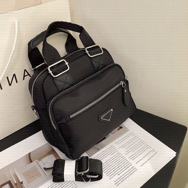 

Designer TOP 2025 2in1 handbags messenger bag for chest pack designer Canvas and nylon pocket shoulder bags fashionable casual leather, White