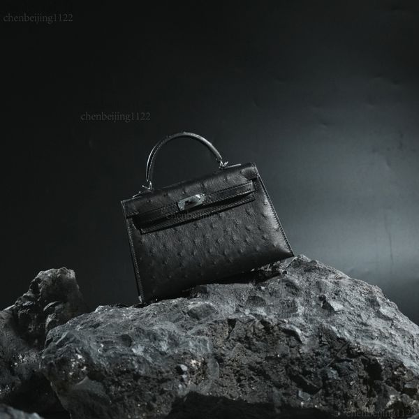 

99A Quality bag, combining imported ostrich leather with top-notch designer's handcrafted creativity, featuring a shoulder bag with a slanted cross-body design., One