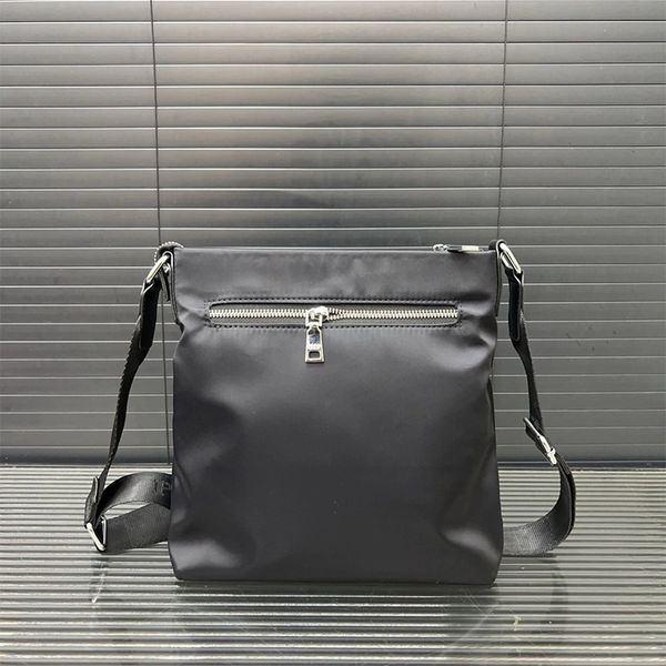 

Mens Shoulder Bags Canvas Designers Messenger Bag Famous Trip Postman Classic Handbag Briefcase Crossbody Bags SML, Black