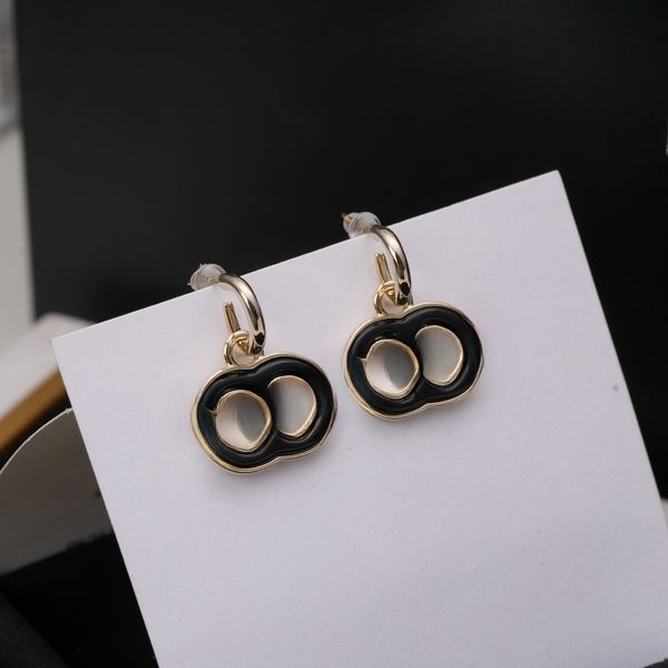 

With Diamonds Luxury Designer Earrings Hoops Gold Plated Simple Heart Pendant Earrings Stainless Steel Fashion Earrings for Women Lady