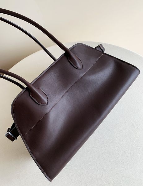 

Mirror Tote high-quality high-end simple atmospheric fashionable all genuine leather design bag creating a noble style handbag, Brown