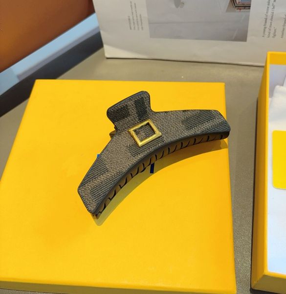 

High Quality Luxury Designer Fashion Hair Clips Claws Barrettes Brand Letter Clip For Women Gift HairPins Hair Accessories