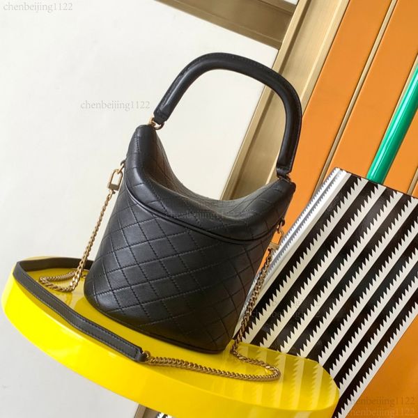 

99A This 19CM handbag with a shoulder strap is a fashion masterpiece by top designers. It features exquisite hardware and genuine leather, and is a mini bucket bag., One