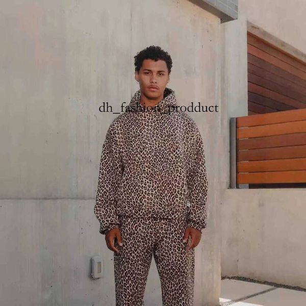 

Men's Hoodies Sweatshirts Y2k high street fashion brand AKIMBO new top leopard print hooded sweatshirt loose sports shirt T240810 638