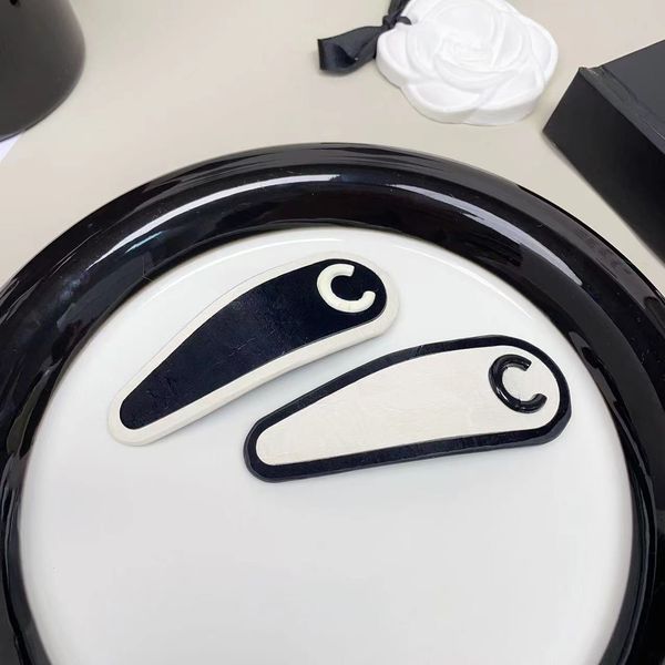 

Designer Hair Clip High Quality Diamond Barrettes Crystal Rhinestone Women Hair Jewelry Classic HairClip Accessories