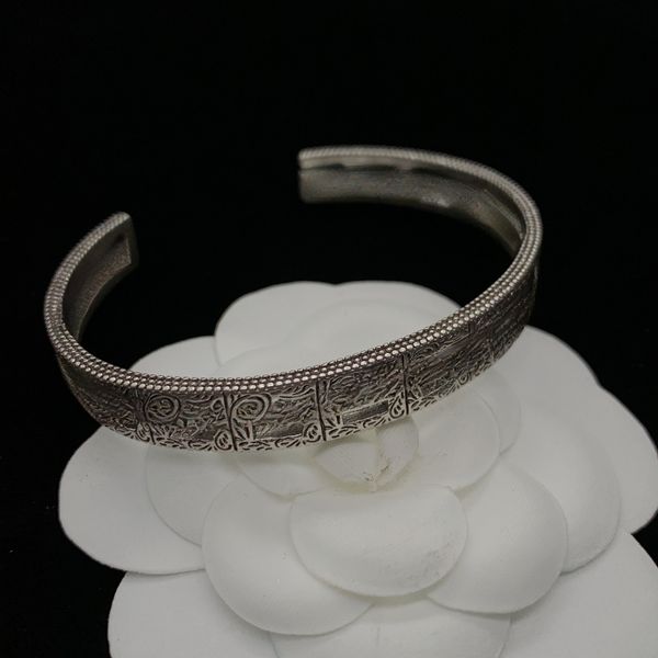 

Diamond Bracelet Designer Classic bracelet Elegant Bracelet Fashion Man Woman Wedding Gold Plated Bracelets Bangles Design Jewelry