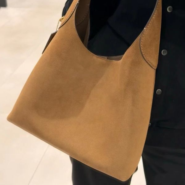 

New Leather One Shoulder Underarm Commuting Lazy Style Hand-held Tote Bag 304-4, Khaki