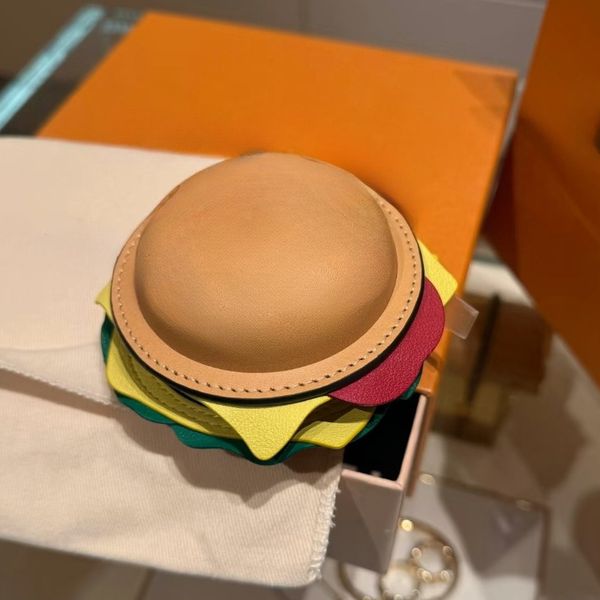 

Luxury Parrot Desigenr Bag Charms for Women Leather Fashion Keychain Letter Lanyards Mens Luxury Keychains Lanyards Bag Chains, Silver