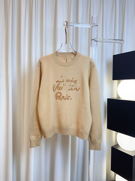 Ladies' designer LO * * new two-color embroidered wool top jacket with fashionable inner style