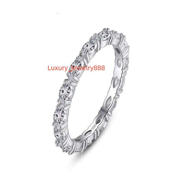 

CZCITY cubic zirconia fashionable and elegant round sparkling jewelry wedding silver ring