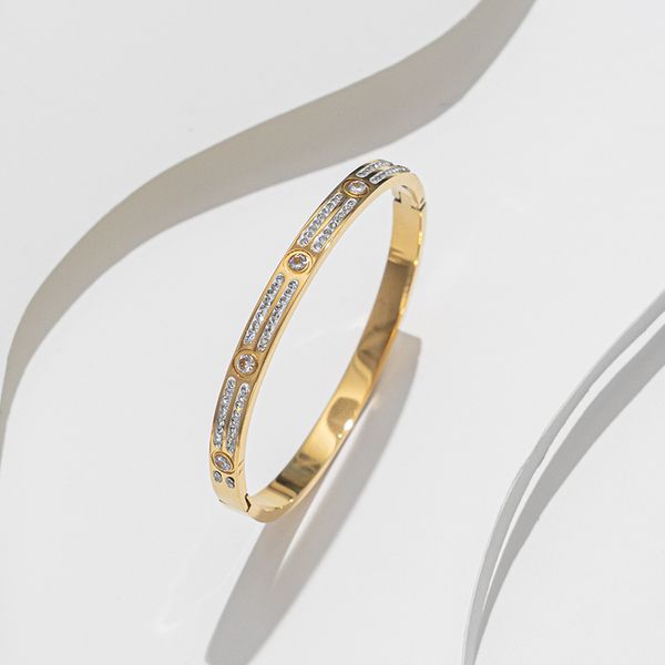 

Jewlery Designer for Women Designer Luxury Bracelet Stainless Steel Bangle Diamond Bracelet Gold Plated Silver Couple Charm Cuff Classic Stainless Steel Gift